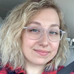 Meet your Posher, Abigail